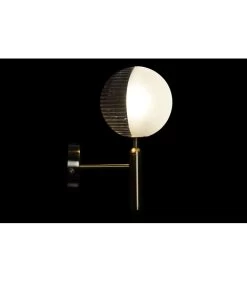 Applique Murale Métal Doré Et Globe En Verre Dépoli Blanc- 15x15x38cm -Produits Menagers Boutique applique murale metal dore et globe en verre depoli blanc 15x15x38cm 2