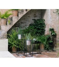 Cache-pot Sur Pied En Métal Noir Et Pot Argenté - Hauteur 80cm -Produits Menagers Boutique cache pot sur pied en metal noir et pot argente hauteur 80cm 5