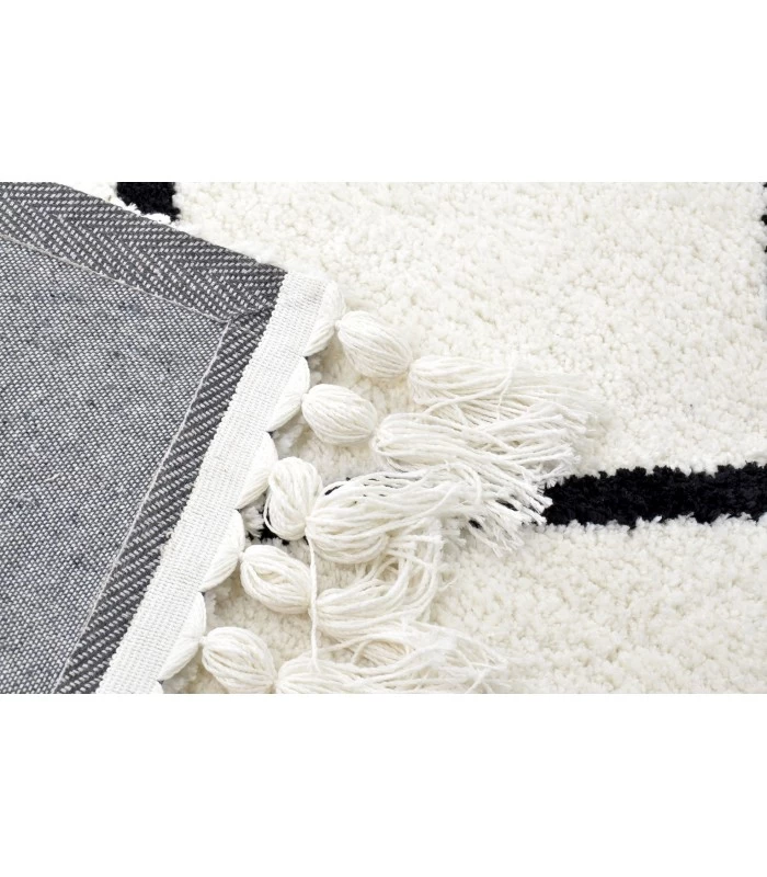 Grand Tapis Style Berbère Polyester Noir Et Blanc Crème - 160x230cm 4 Grand Tapis Style Berbère Polyester Noir Et Blanc Crème - 160x230cm – Image 2