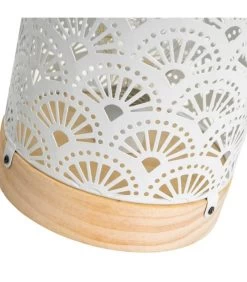 Lampe à Poser à Piles En Métal Blanc Ajouré 13x13x20cm -Produits Menagers Boutique lampe a poser a piles en metal blanc ajoure 13x13x20cm 4