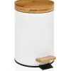 Poubelle De Salle De Bain En Métal Blanc Couvercle Bambou - 3L 2 Poubelle De Salle De Bain En Métal Blanc Couvercle Bambou - 3L -Produits Menagers Boutique poubelle de salle de bain en metal blanc couvercle bambou 3l