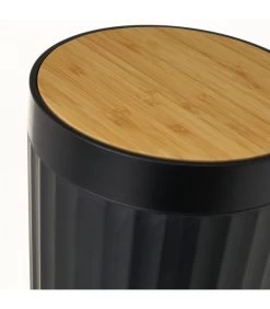 Poubelle De Salle De Bain En Plastique Noir Et Bambou - 5L 8 Poubelle De Salle De Bain En Plastique Noir Et Bambou - 5L -Produits Menagers Boutique poubelle de salle de bain en plastique noir et bambou 5l 2