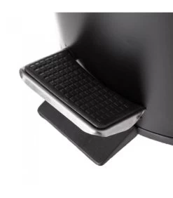 Poubelle Ronde à Pédale En Métal Noir - 3L -Produits Menagers Boutique poubelle ronde a pedale en metal noir 3l 4