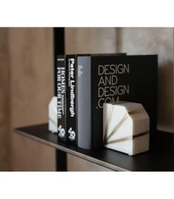 Serre-livres En Marbre Blanc Et Métal Doré - 10x5x10.5cm -Produits Menagers Boutique serre livres en marbre blanc et metal dore 10x5x105cm 1