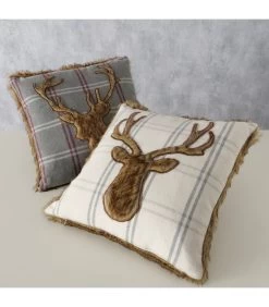 Set De 2 Coussins Carré à Carreaux Esprit Chalet De Montagne Cerfs -Produits Menagers Boutique set de 2 coussins carre a carreaux esprit chalet de montagne cerfs 1