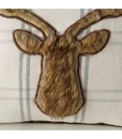 Set De 2 Coussins Carré à Carreaux Esprit Chalet De Montagne Cerfs -Produits Menagers Boutique set de 2 coussins carre a carreaux esprit chalet de montagne cerfs 3