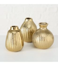Set De 3 Petits Vases Design Dorés En Aluminium -Produits Menagers Boutique set de 3 petits vases design dores en aluminium 3