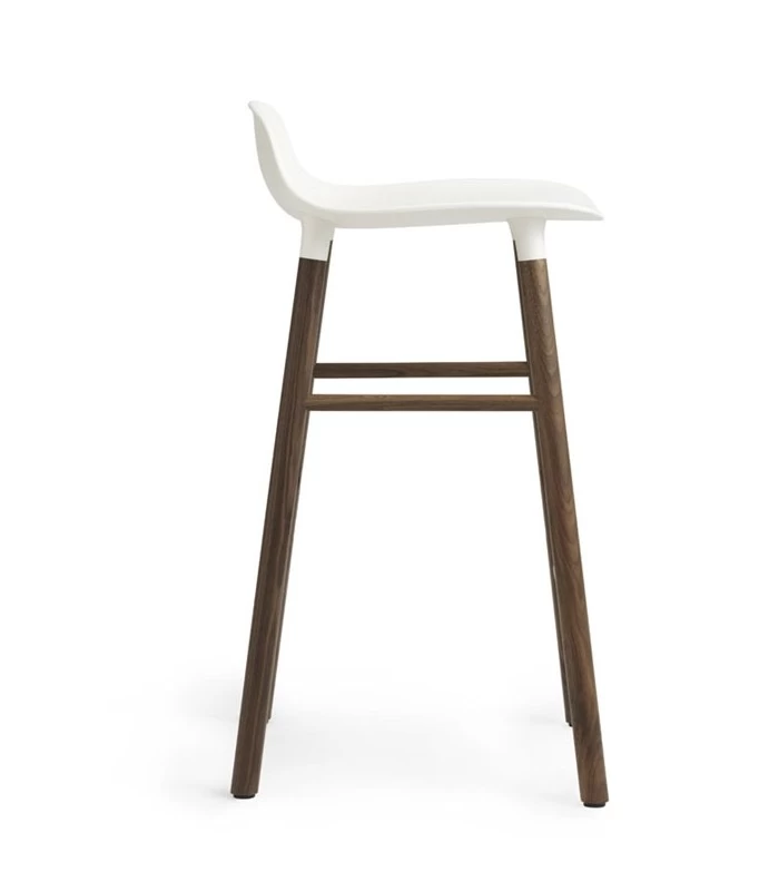 Tabouret De Bar En Noyer Et Assise Blanche Hauteur 65cm - Normann Copenhagen 5 Tabouret De Bar En Noyer Et Assise Blanche Hauteur 65cm - Normann Copenhagen – Image 3